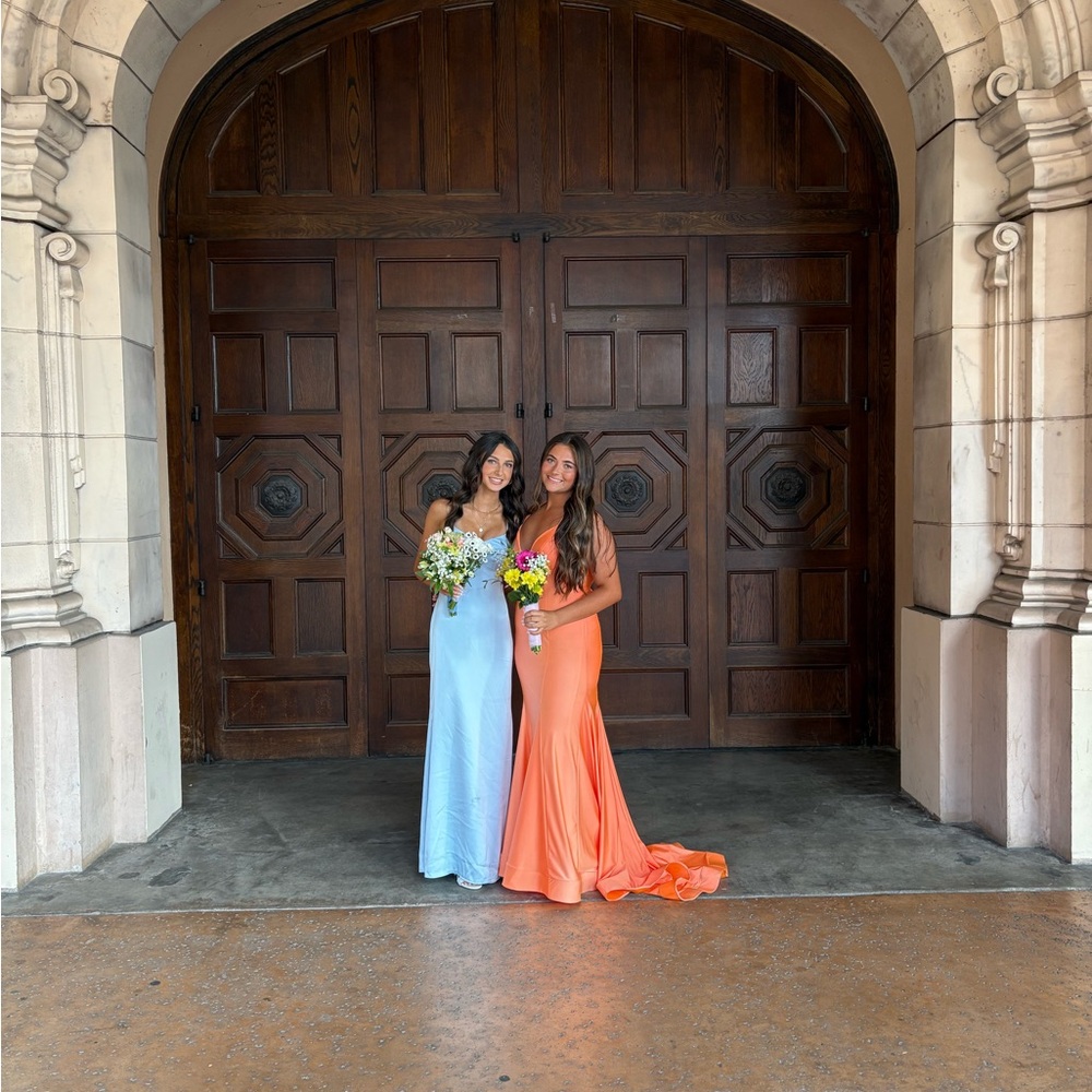 Orange prom dress!